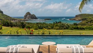 Nannai Noronha pool ocean view